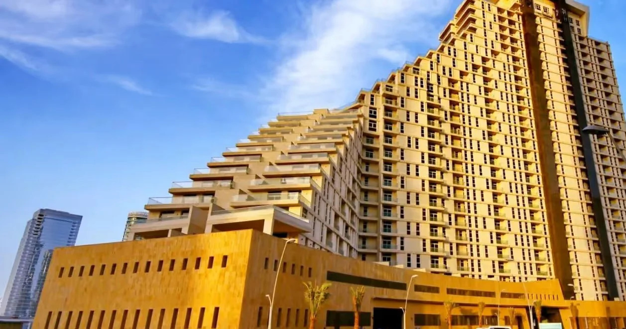 Mangrove Place residential complex driveway Al Reem Island Abu Dhabi parking